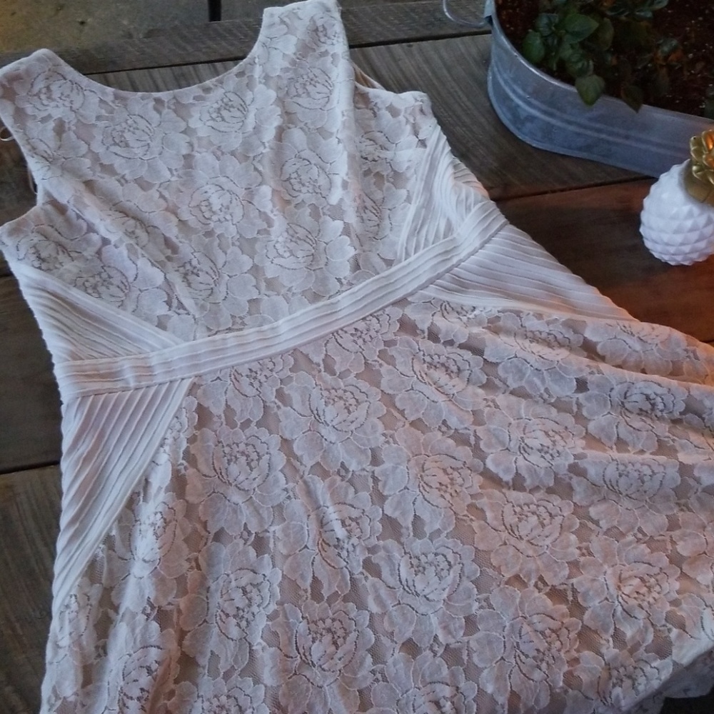 Women's Lace Dress